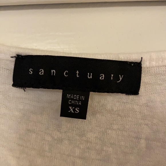 White Sanctuary top - Picture 2 of 4